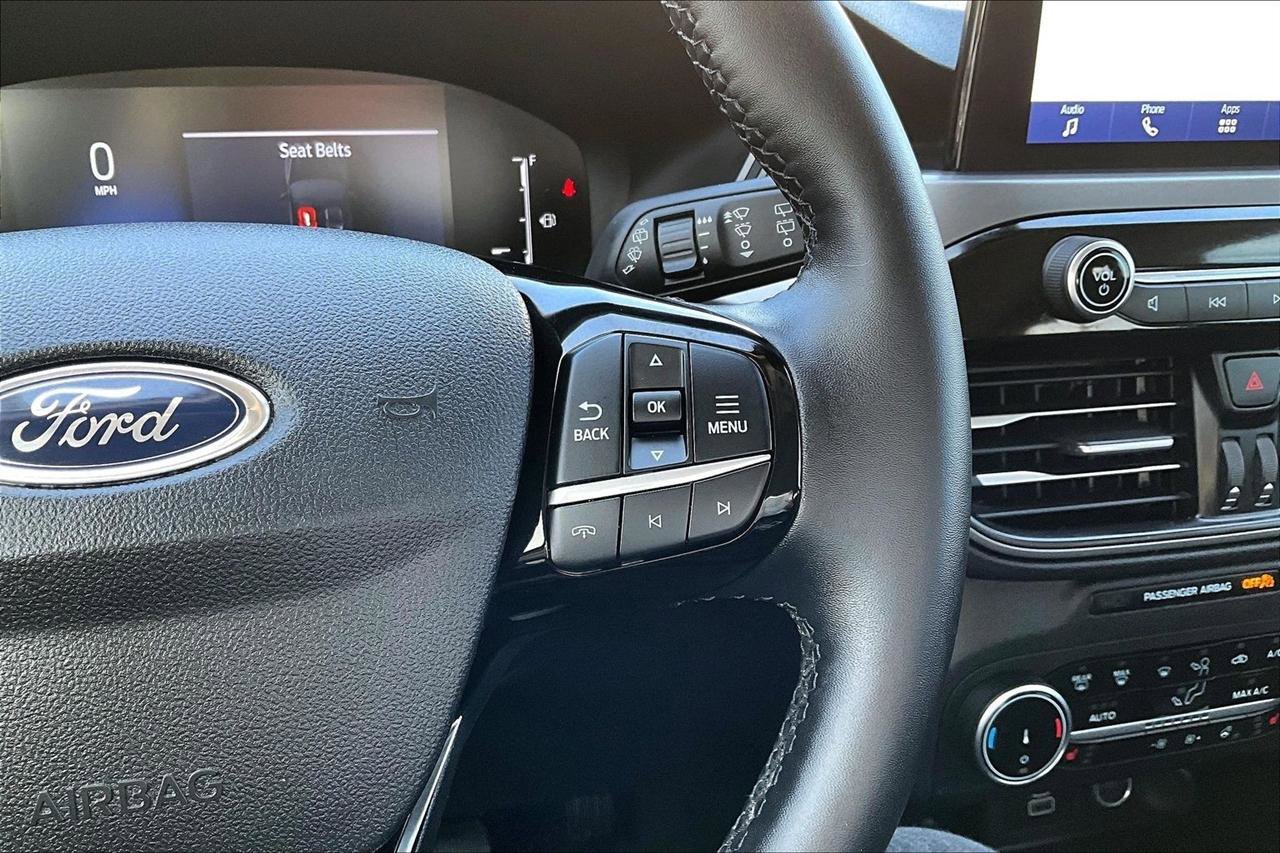 Used 2024 Ford Escape Active image 14