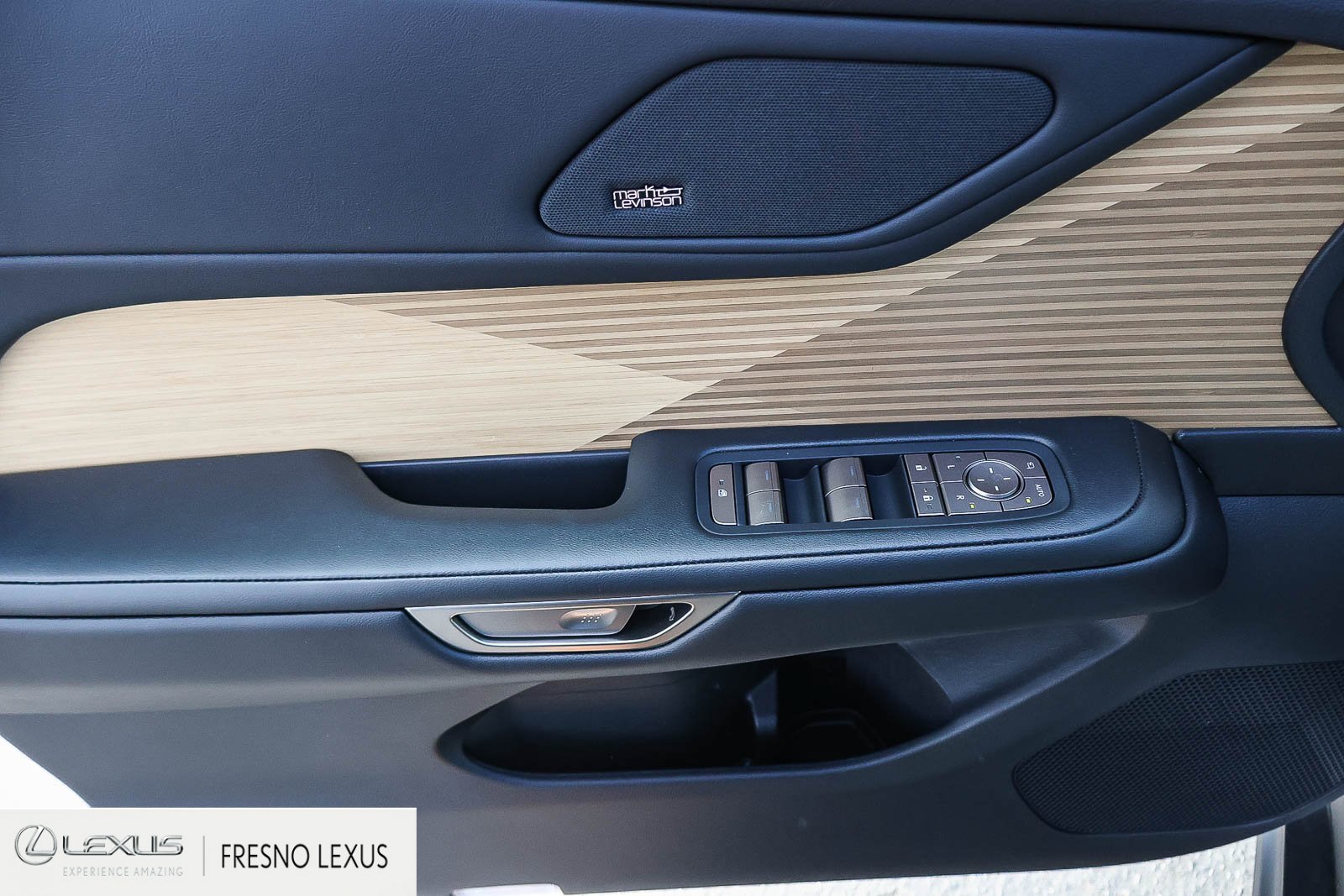 New 2026 Lexus ES 350e w/ Accessory Package (K3) FWD image 23