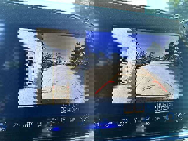 New 2026 Chevrolet Equinox EV LT image 25