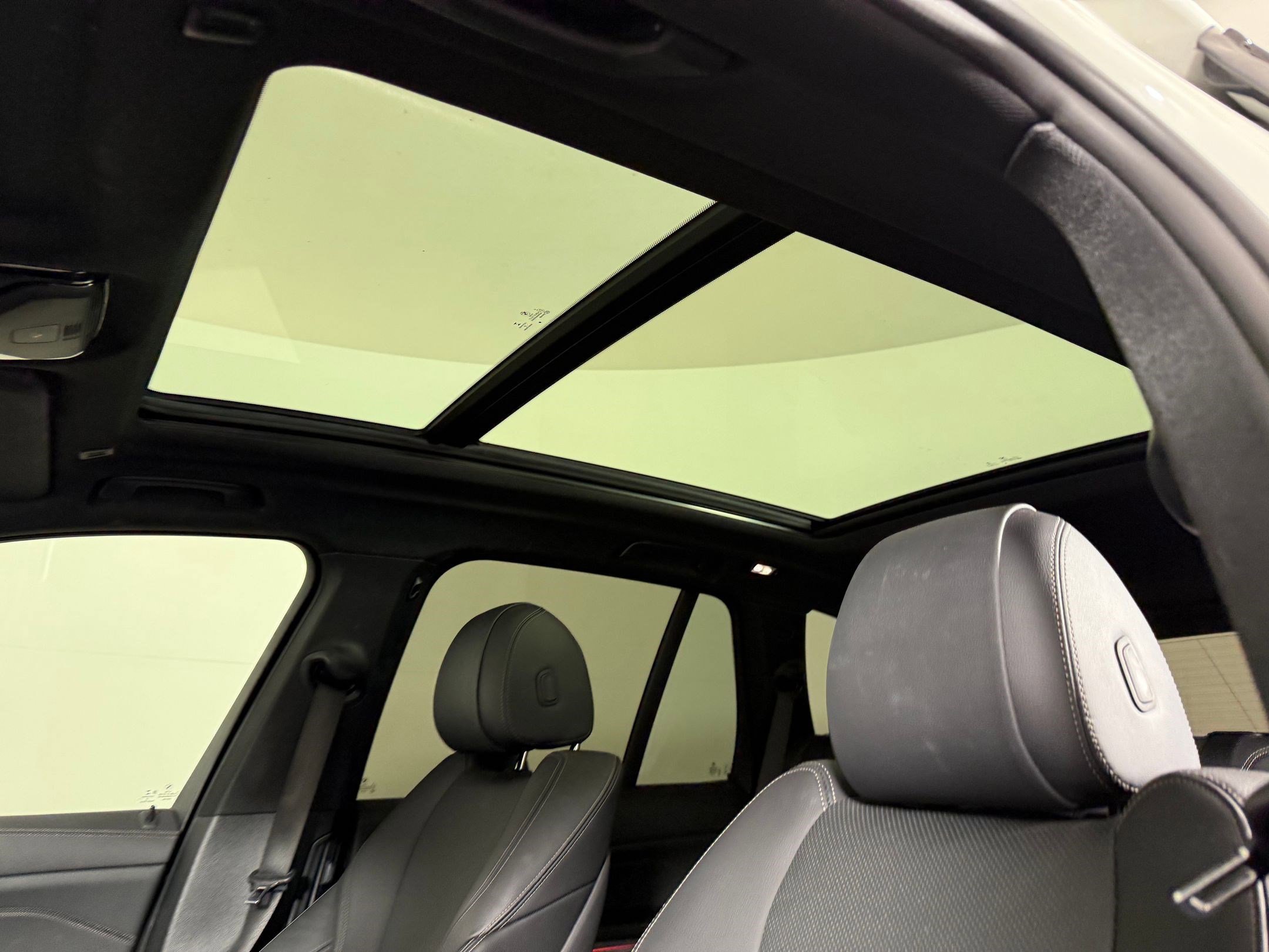 Used 2022 BMW X5 xDrive45e w/ M Sport Package image 13