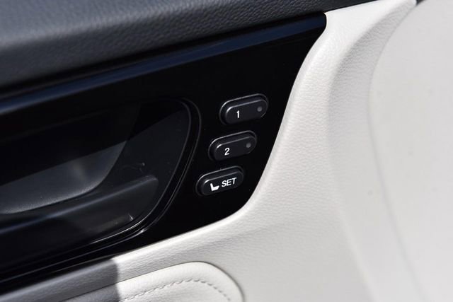 New 2026 Honda Odyssey Touring image 9