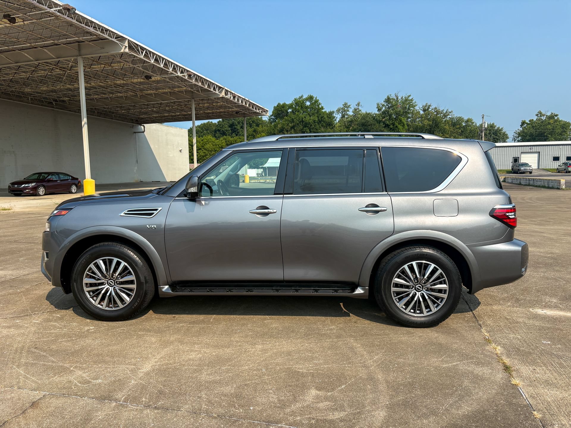 Used 2022 Nissan Armada SL RWD image 8
