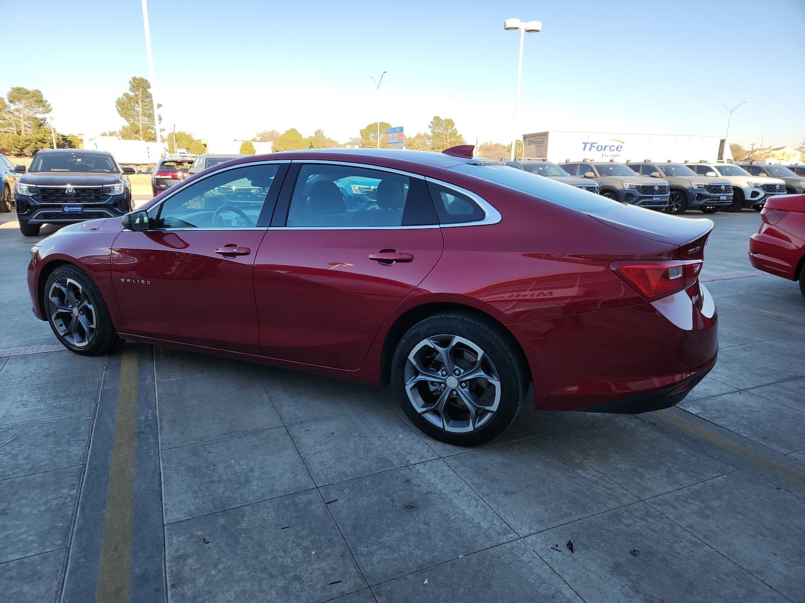 Used 2024 Chevrolet Malibu LT image 4