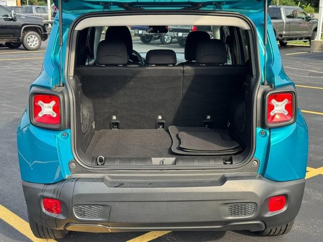 Used 2019 Jeep Renegade Latitude FWD image 5