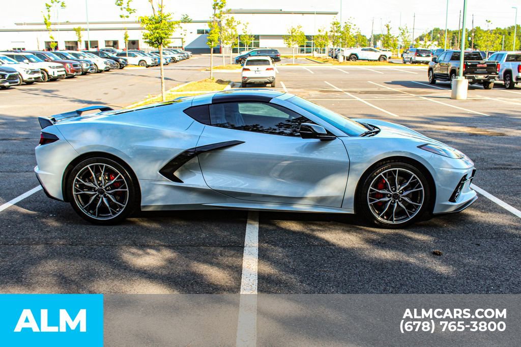 Used 2023 Chevrolet Corvette Stingray Premium Cpe w/ Z51 Performance Package RWD image 9