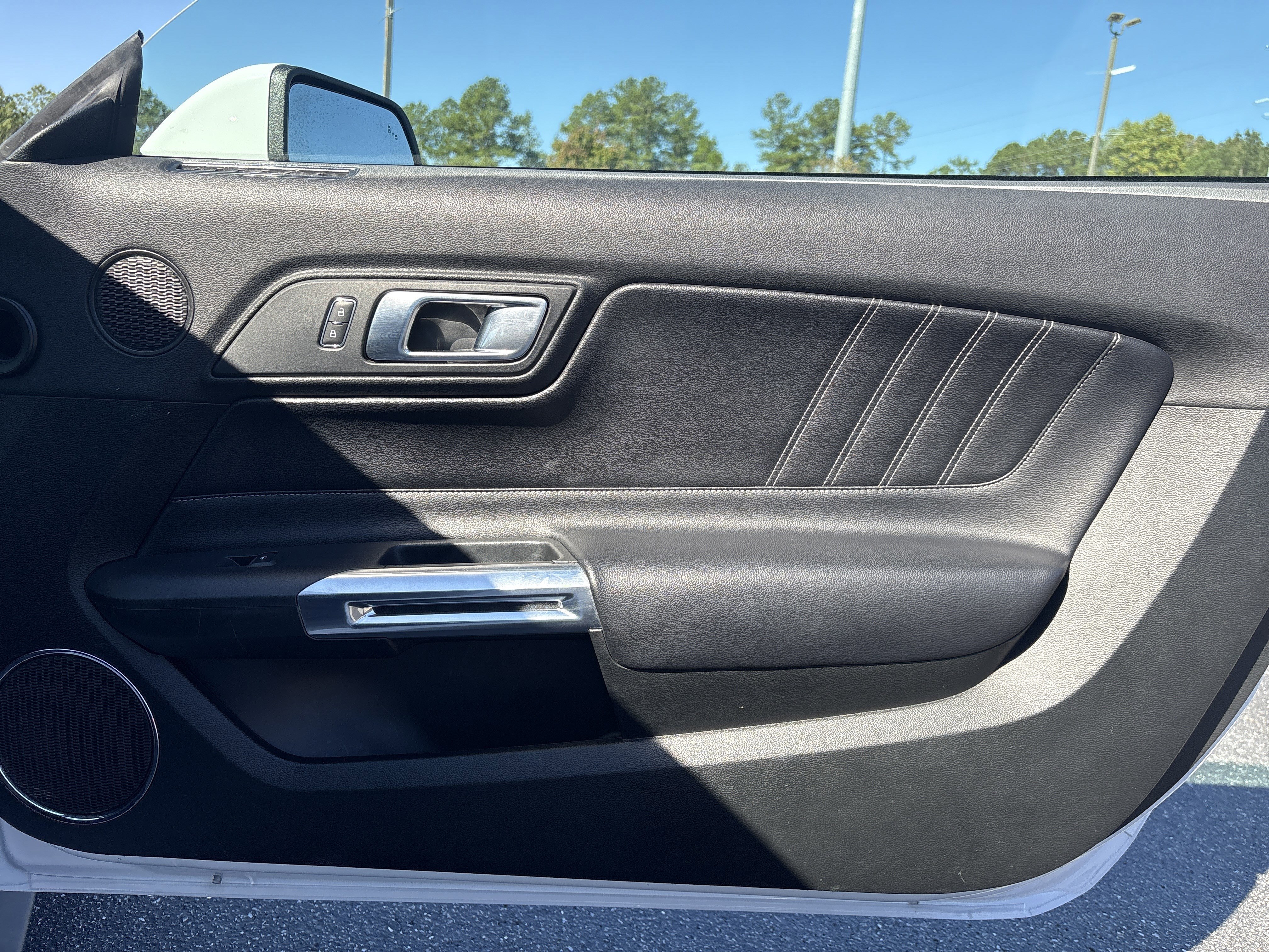 Used 2023 Ford Mustang Premium image 13