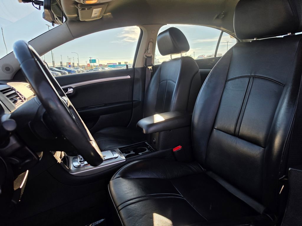 Used 2009 Saturn Aura XR image 10