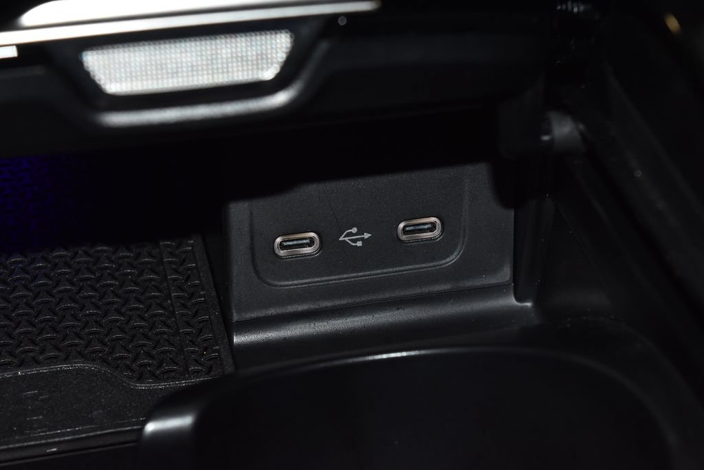 Certified 2025 Mercedes-Benz C 300 4MATIC Sedan image 13