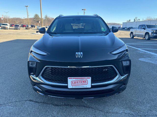 Used 2024 Buick Encore GX Sport Touring w/ Comfort Package image 5