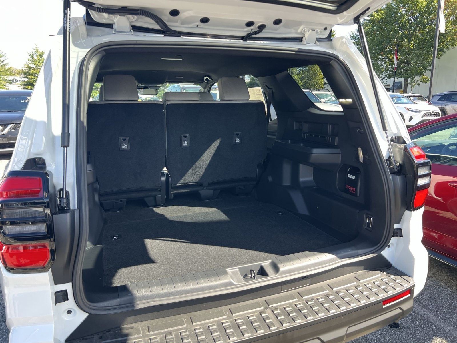 New 2026 Toyota 4Runner SR5 AWD/4WD image 20