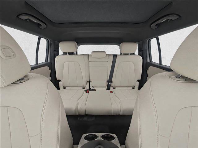 Used 2026 Mercedes-Benz GLB 250 image 25