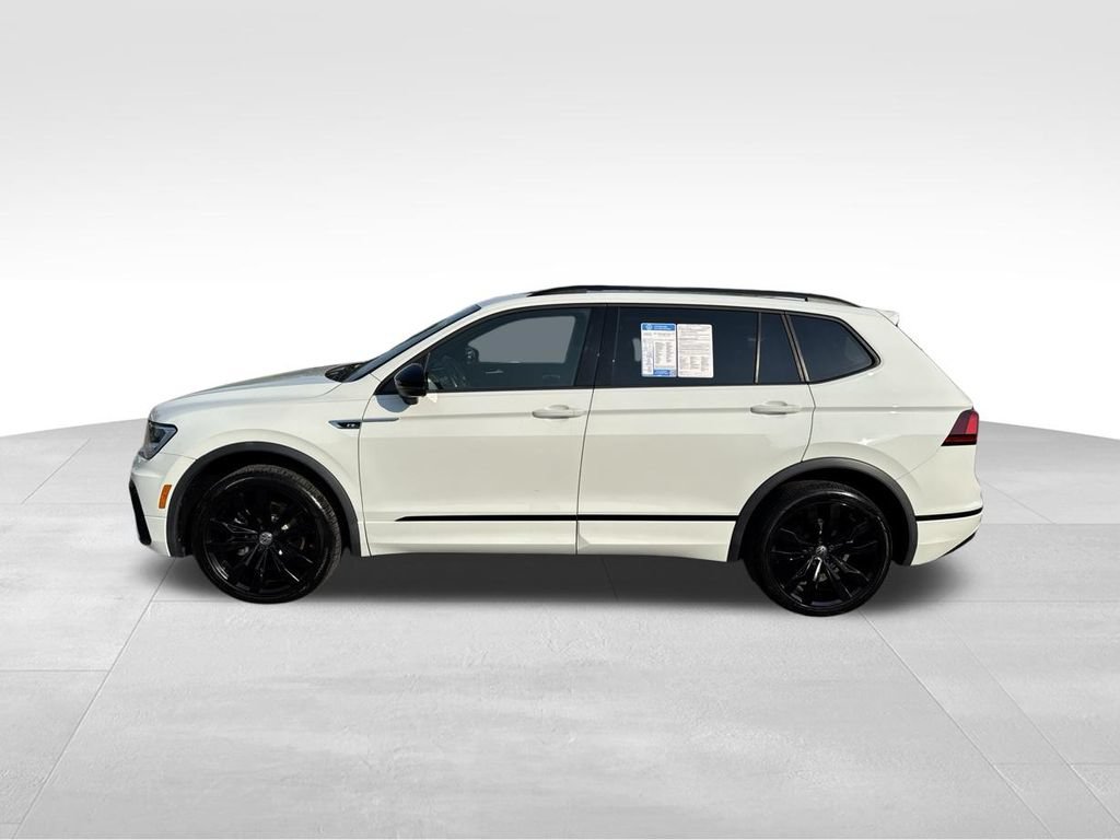 Used 2021 Volkswagen Tiguan SE R-Line AWD/4WD image 4