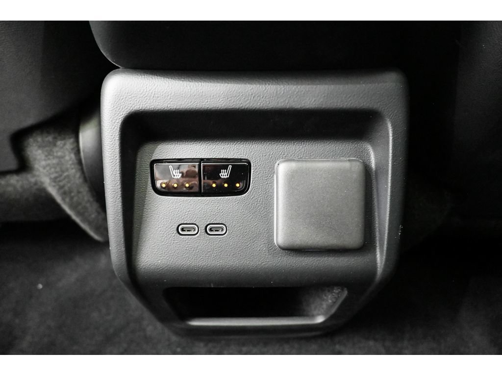 New 2026 Cadillac Optiq V w/ Carbon Fiber Package AWD/4WD image 14