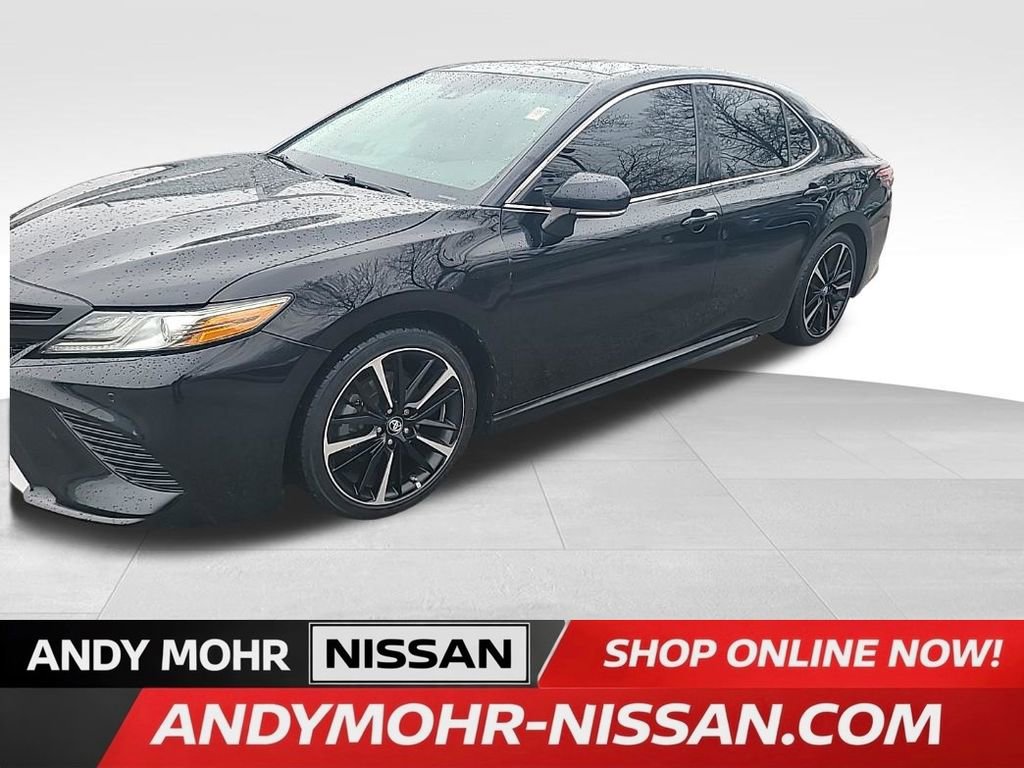 Used 2018 Toyota Camry XSE image 8