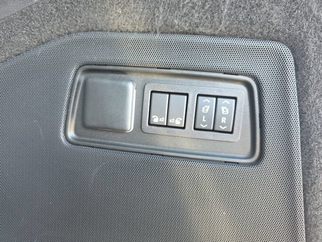 Certified 2024 Cadillac Escalade Sport AWD/4WD image 14