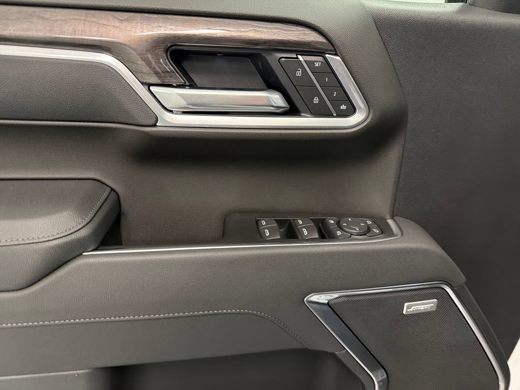 New 2026 Chevrolet Silverado 1500 LTZ AWD/4WD image 11