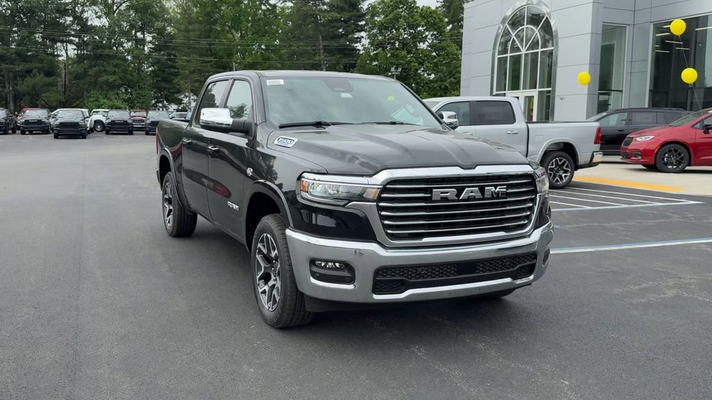 New 2026 RAM 1500 Laramie AWD/4WD image 9