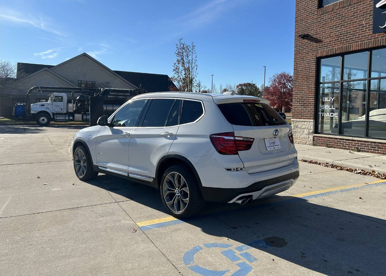 Used 2016 BMW X3 xDrive28i image 9