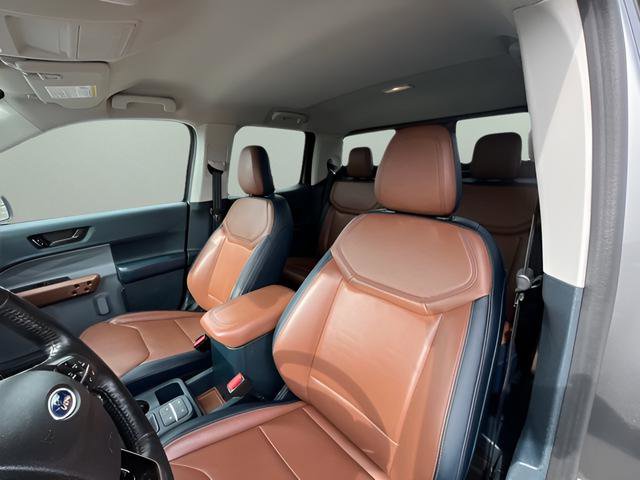 Used 2022 Ford Maverick Lariat w/ Lariat Luxury Package image 12