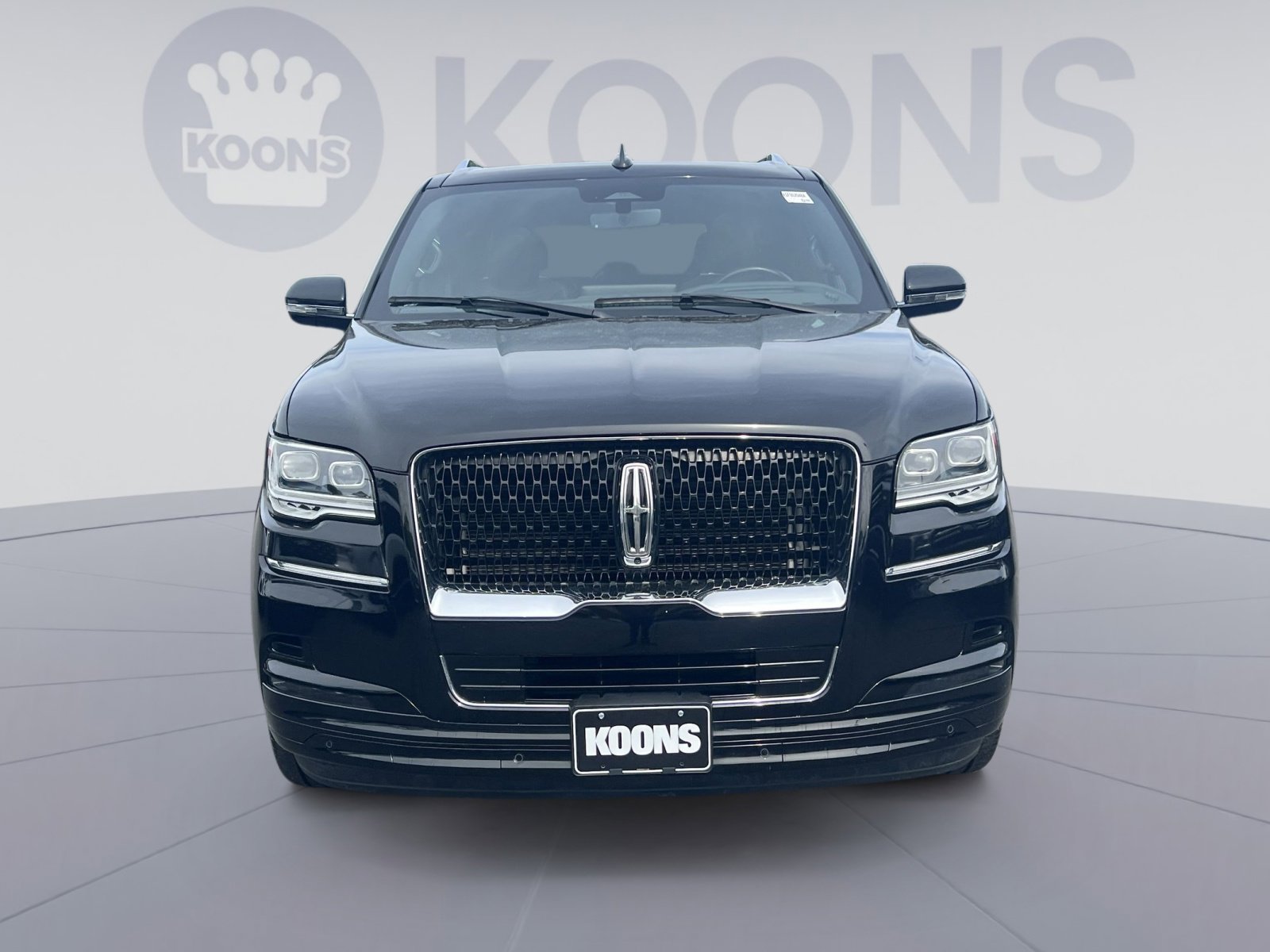 Used 2022 Lincoln Navigator L Reserve AWD/4WD image 4