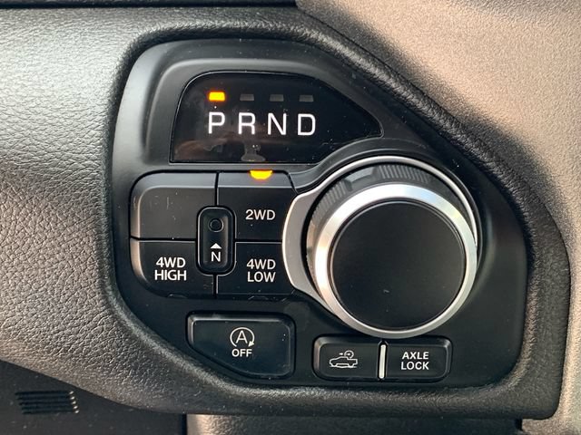 Used 2025 RAM 1500 Warlock AWD/4WD image 33