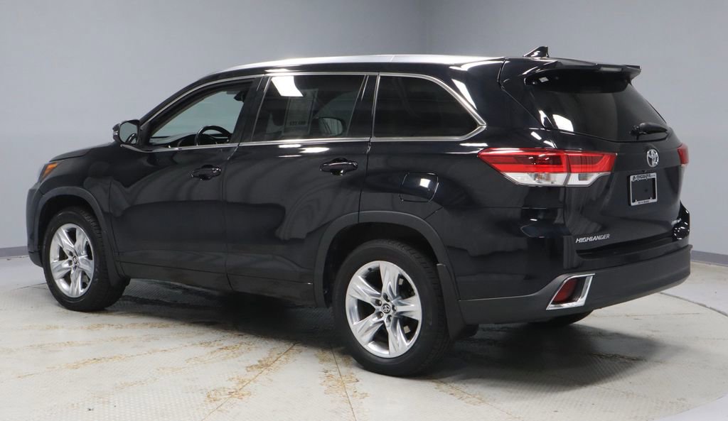 Used 2019 Toyota Highlander Limited AWD/4WD image 10