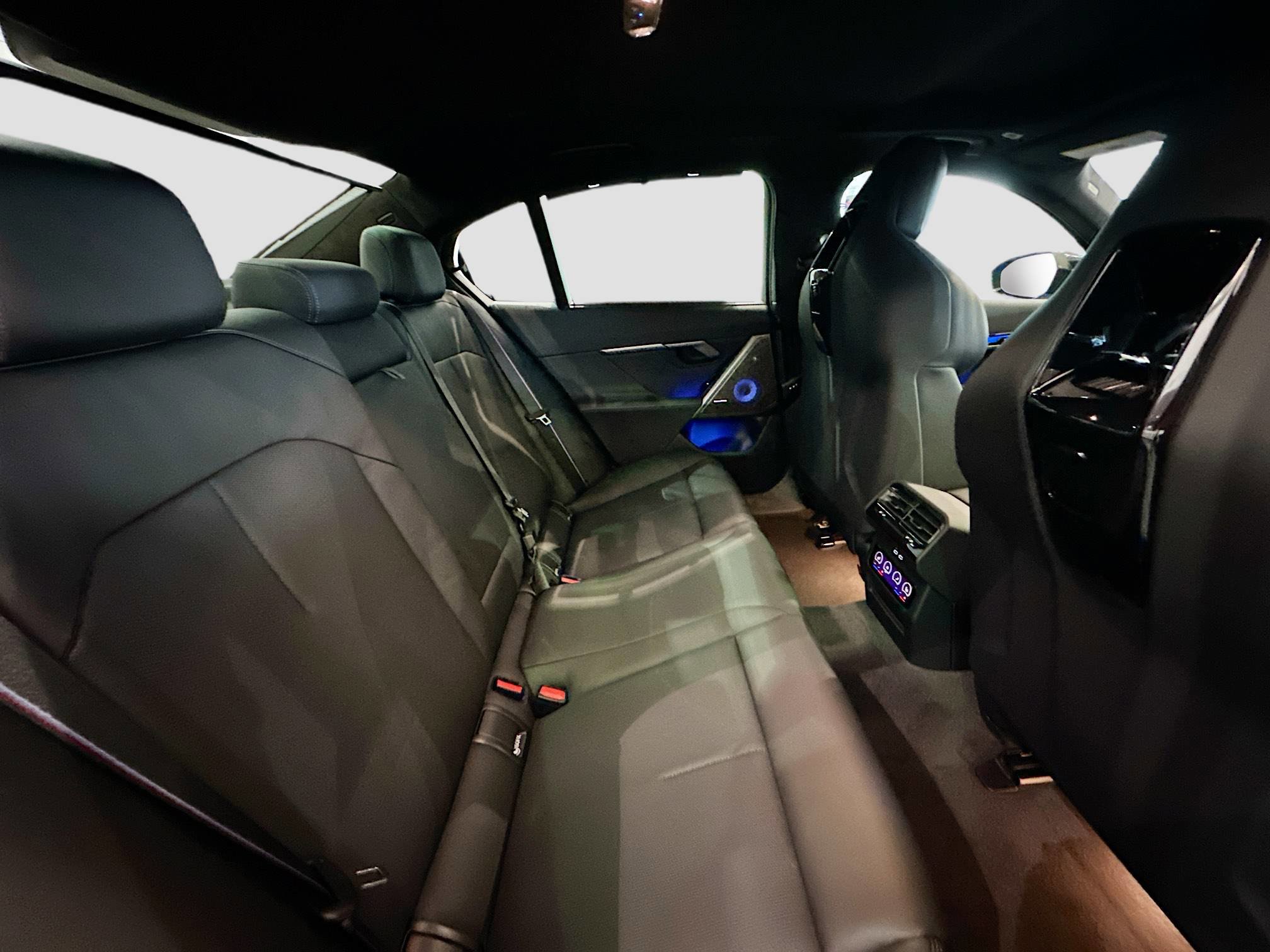 New 2026 BMW M5 image 20