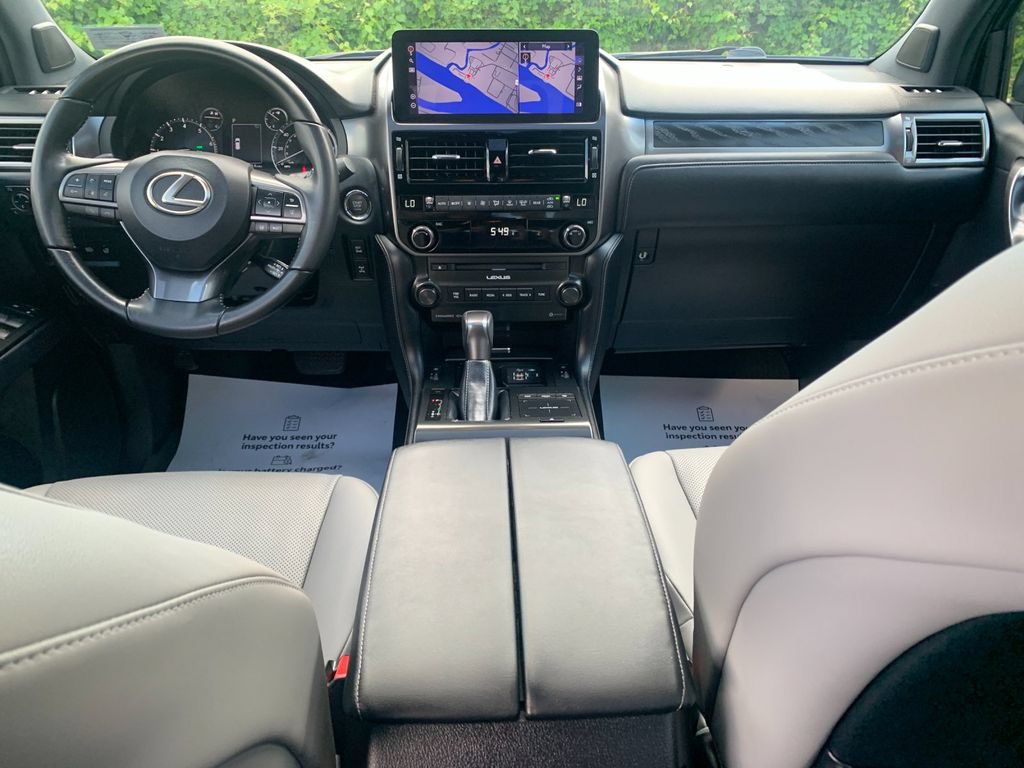 Used 2023 Lexus GX 460 w/ Black Line Special Edition AWD/4WD image 16