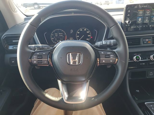 New 2025 Honda Pilot Touring image 31