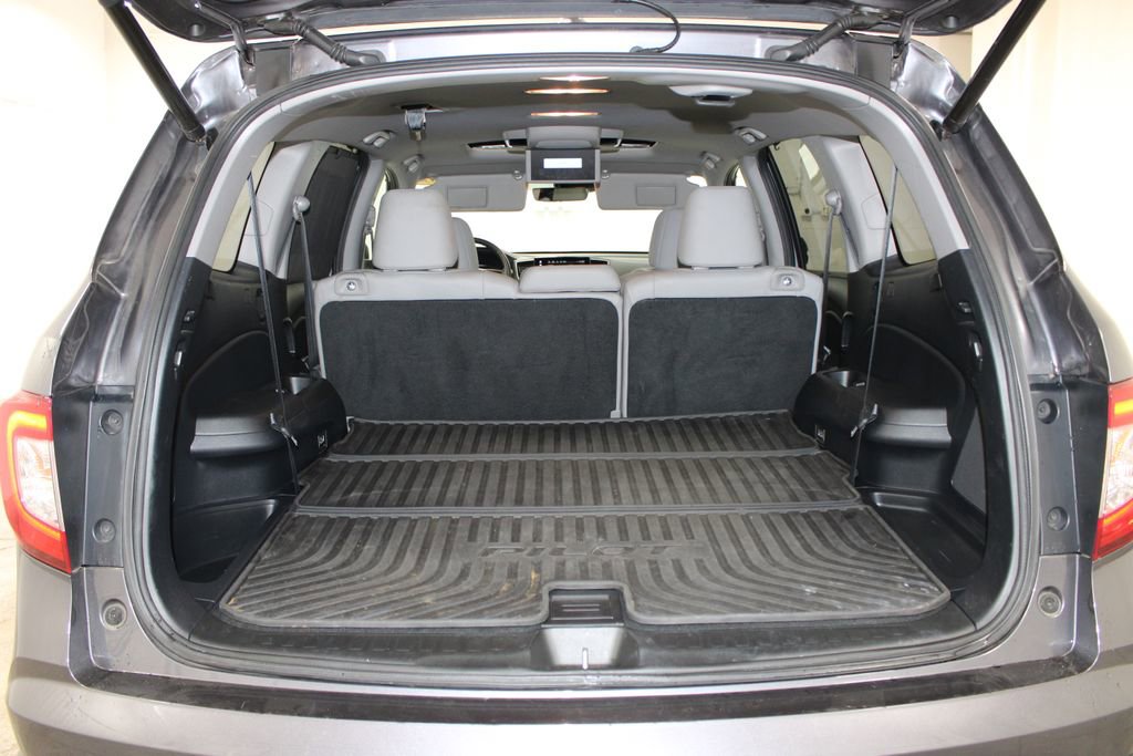 Used 2020 Honda Pilot Touring image 28