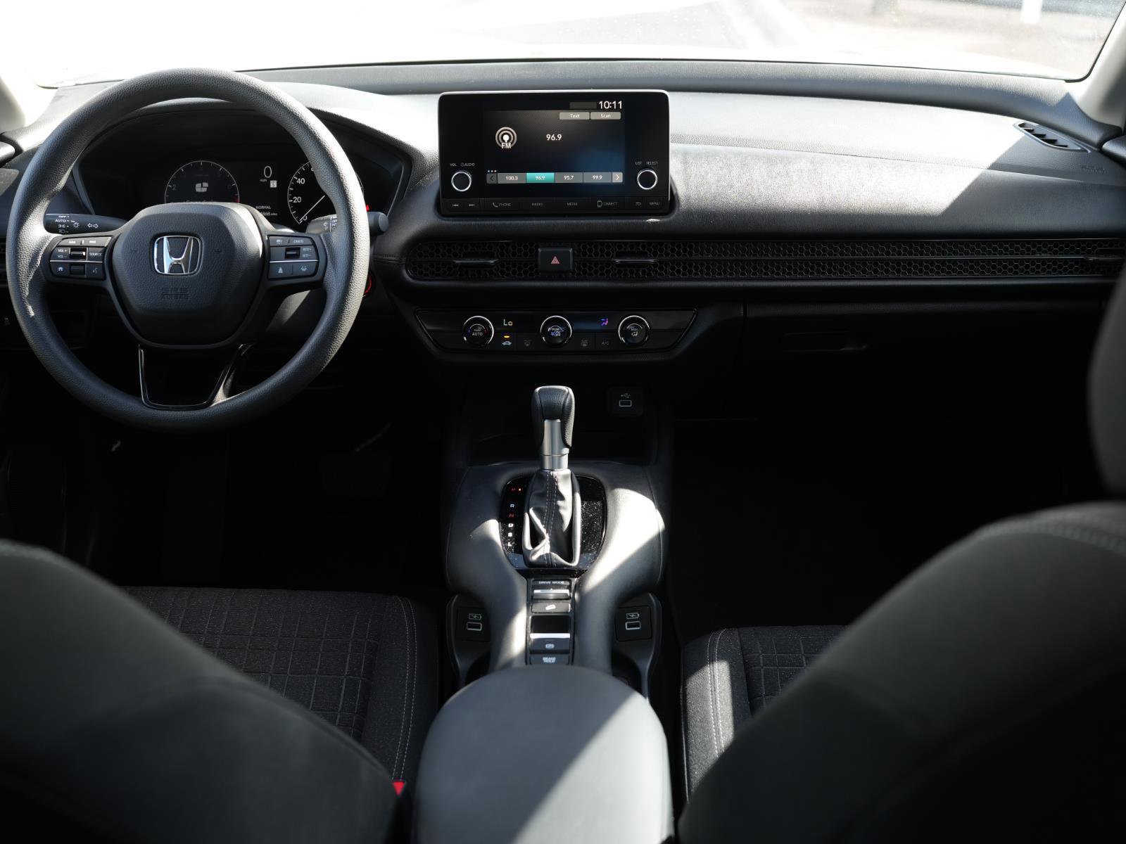 Used 2023 Honda HR-V LX image 16