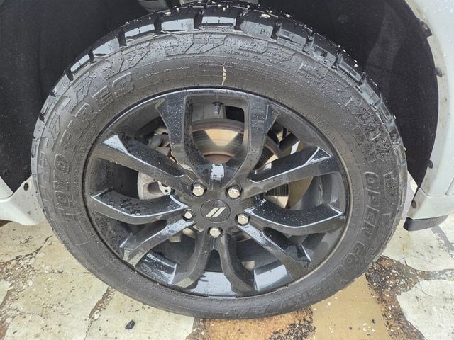 Used 2020 Dodge Durango SXT image 27