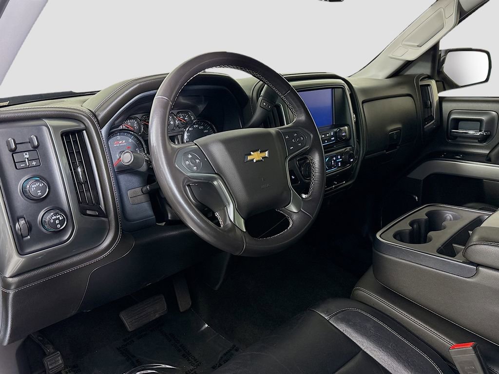 Used 2018 Chevrolet Silverado 1500 LTZ Z71 w/ Redline Edition AWD/4WD image 9