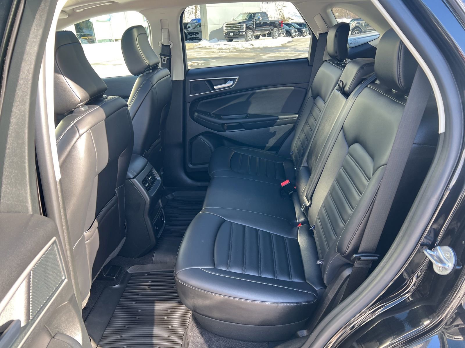 Used 2024 Ford Edge SEL w/ Convenience Package image 15