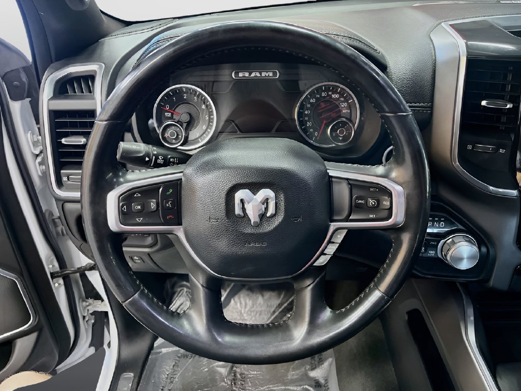 Used 2022 RAM 1500 Laramie AWD/4WD image 11