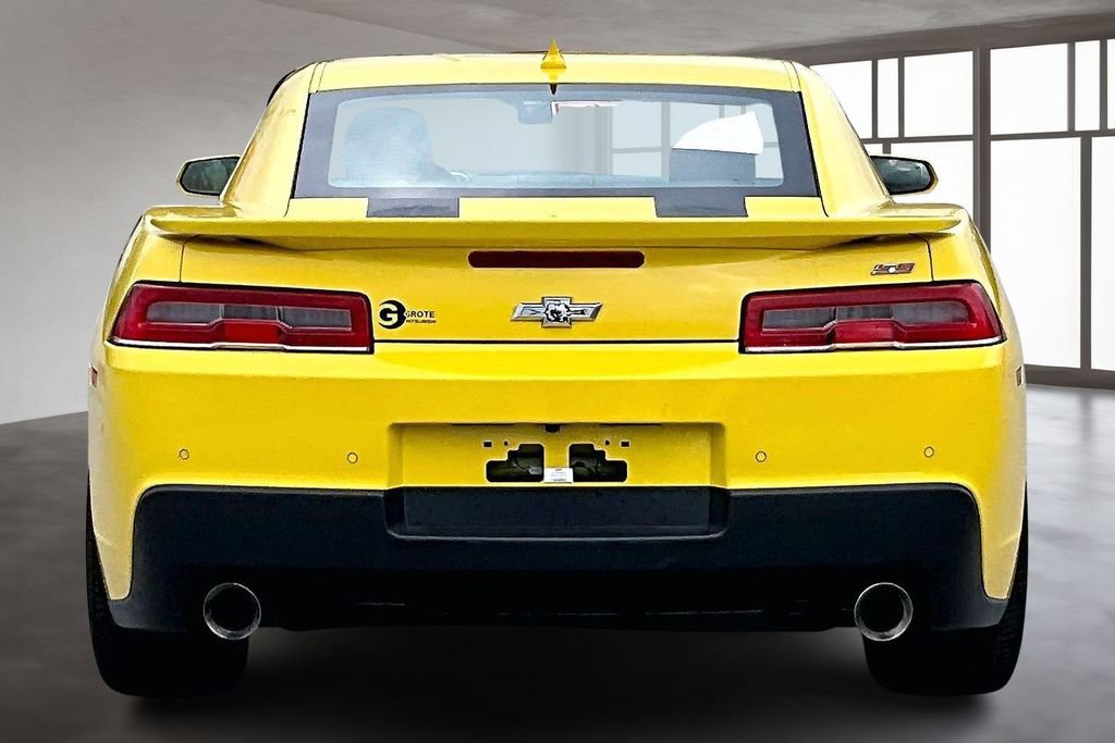 Used 2014 Chevrolet Camaro SS w/ RS Package RWD image 5
