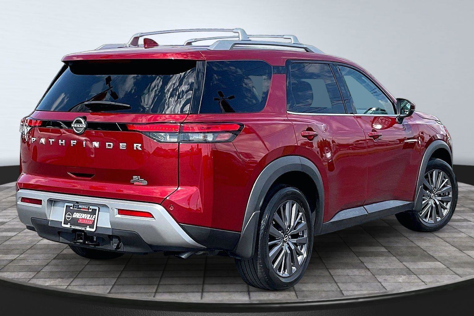 Certified 2024 Nissan Pathfinder SL w/ SL Premium Package FWD image 14