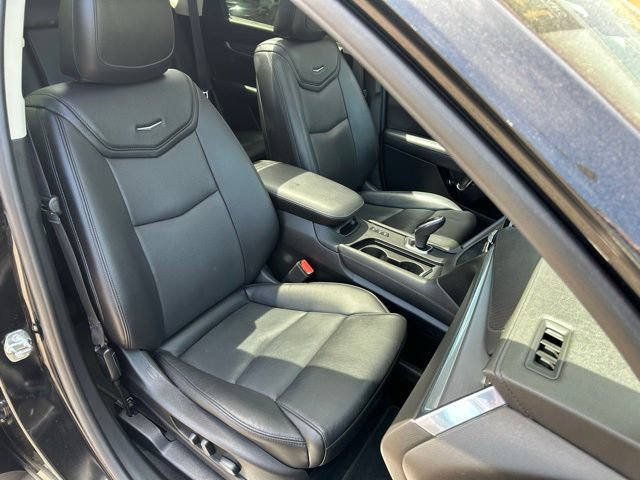 Used 2019 Cadillac XT5 Premium Luxury w/ Driver Assist Package AWD/4WD image 11