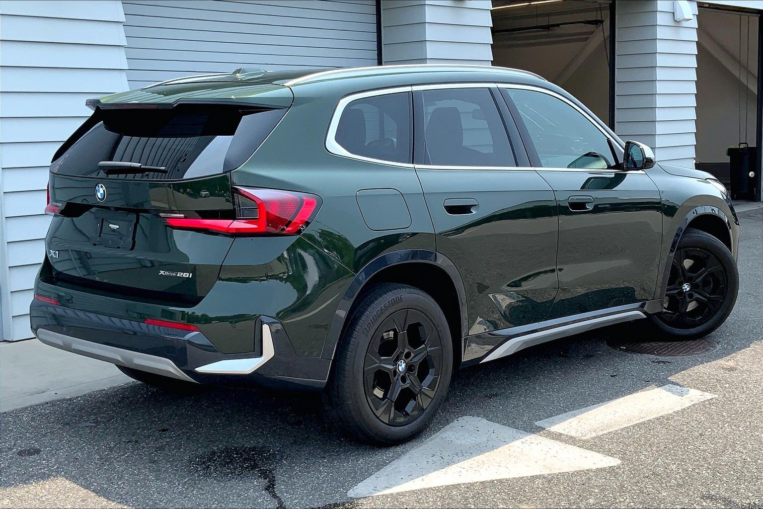 Used 2023 BMW X1 xDrive28i w/ Premium Package AWD/4WD image 7