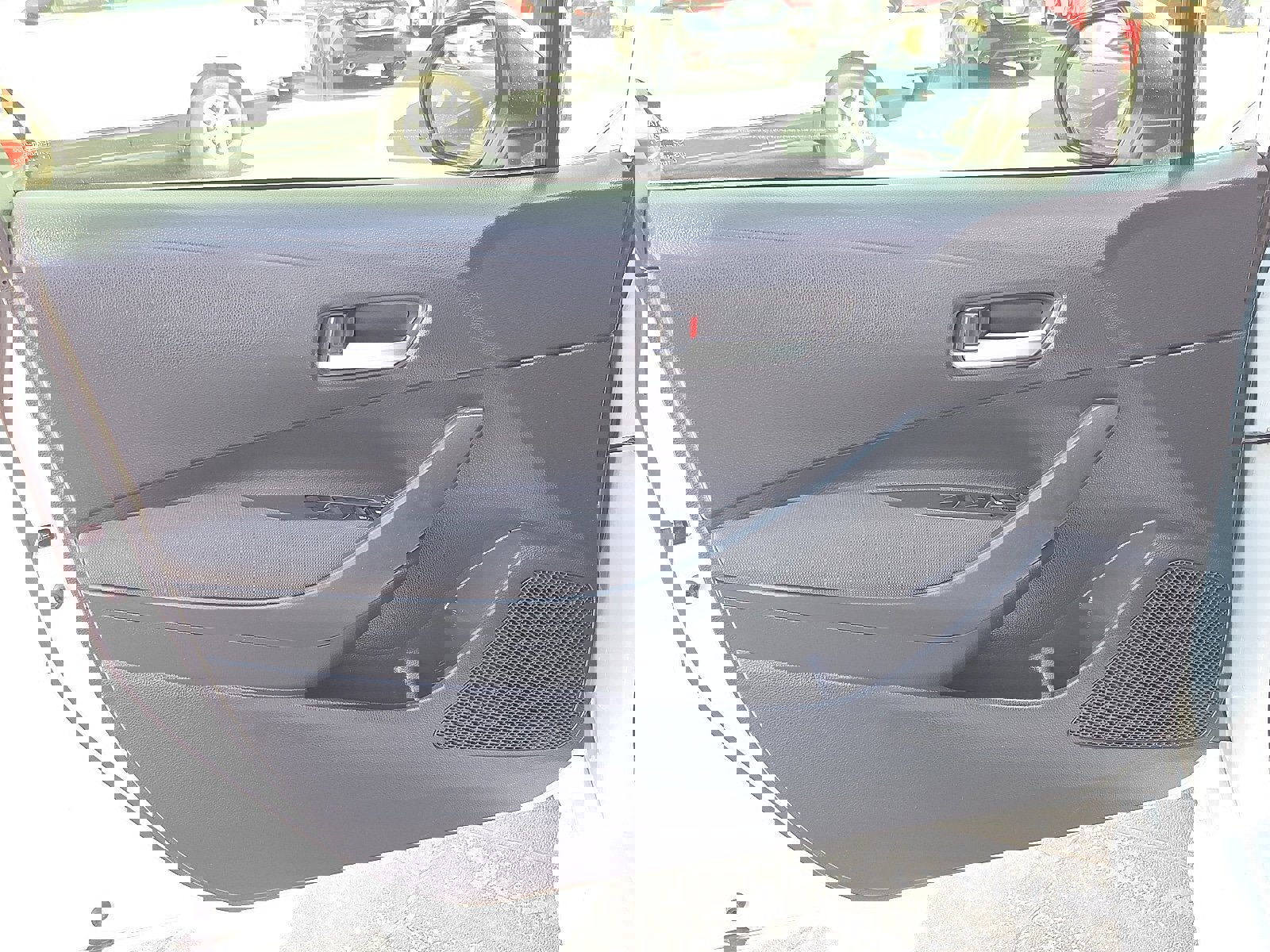 Used 2021 Toyota Corolla LE image 8