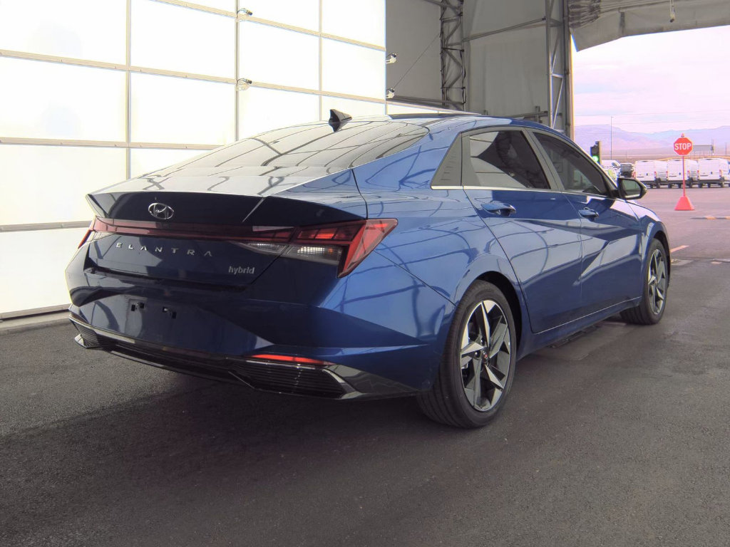 Used 2023 Hyundai Elantra Limited FWD image 6