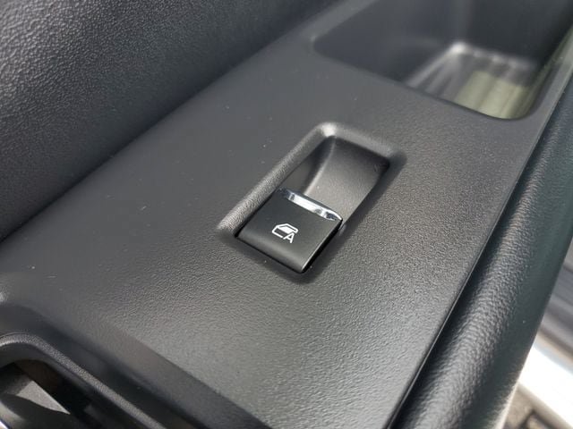 Used 2025 Ford Expedition Platinum w/ Stealth Appearance Package AWD/4WD image 18