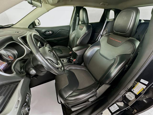 Used 2016 Jeep Cherokee Trailhawk image 20