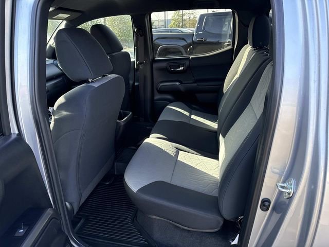 Used 2020 Toyota Tacoma TRD Off-Road w/ Technology Package image 16