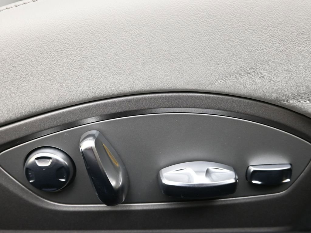 Certified 2025 Porsche 718 Cayman Style Edition image 13