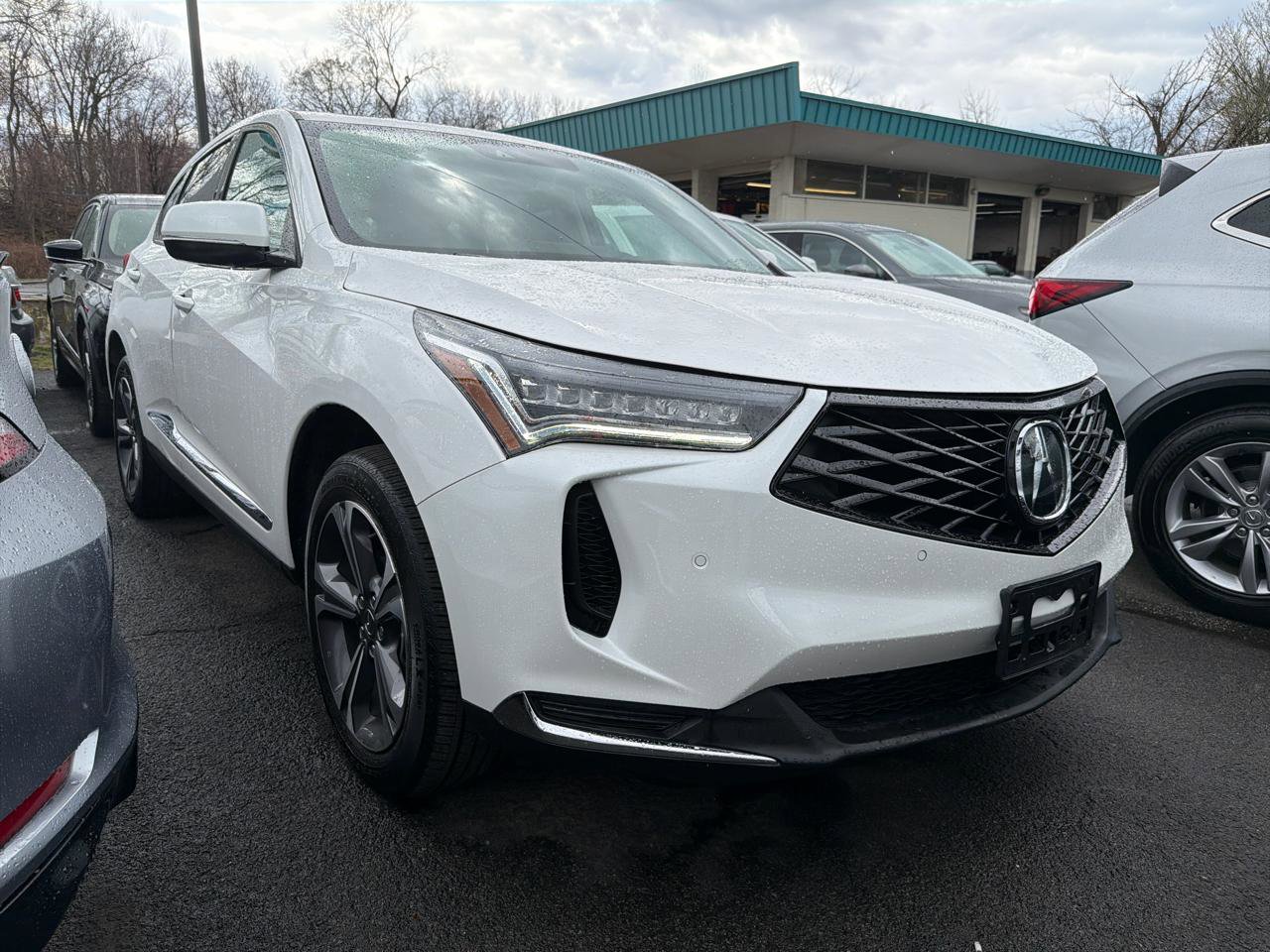 Used 2025 Acura RDX SH-AWD w/ Technology Package image 3