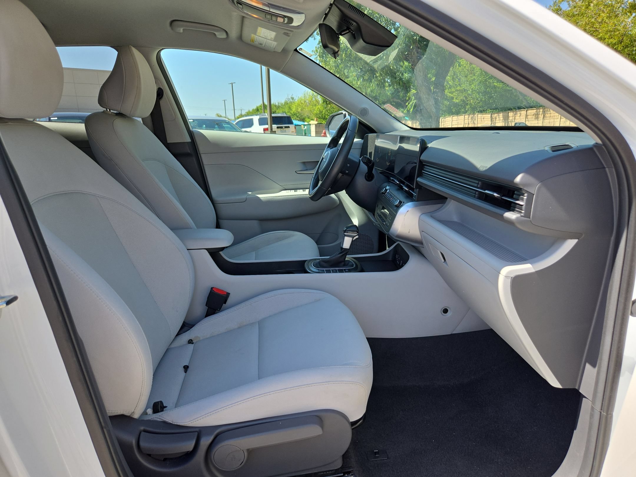 Used 2024 Hyundai Kona SEL AWD/4WD image 27