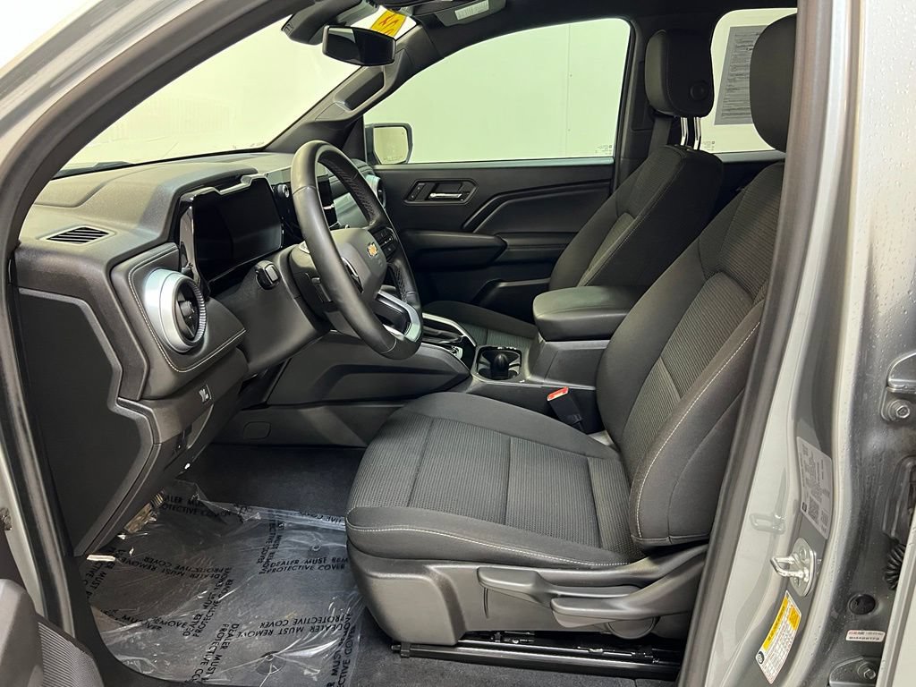 Used 2024 Chevrolet Colorado LT w/ LT Convenience Package RWD image 15