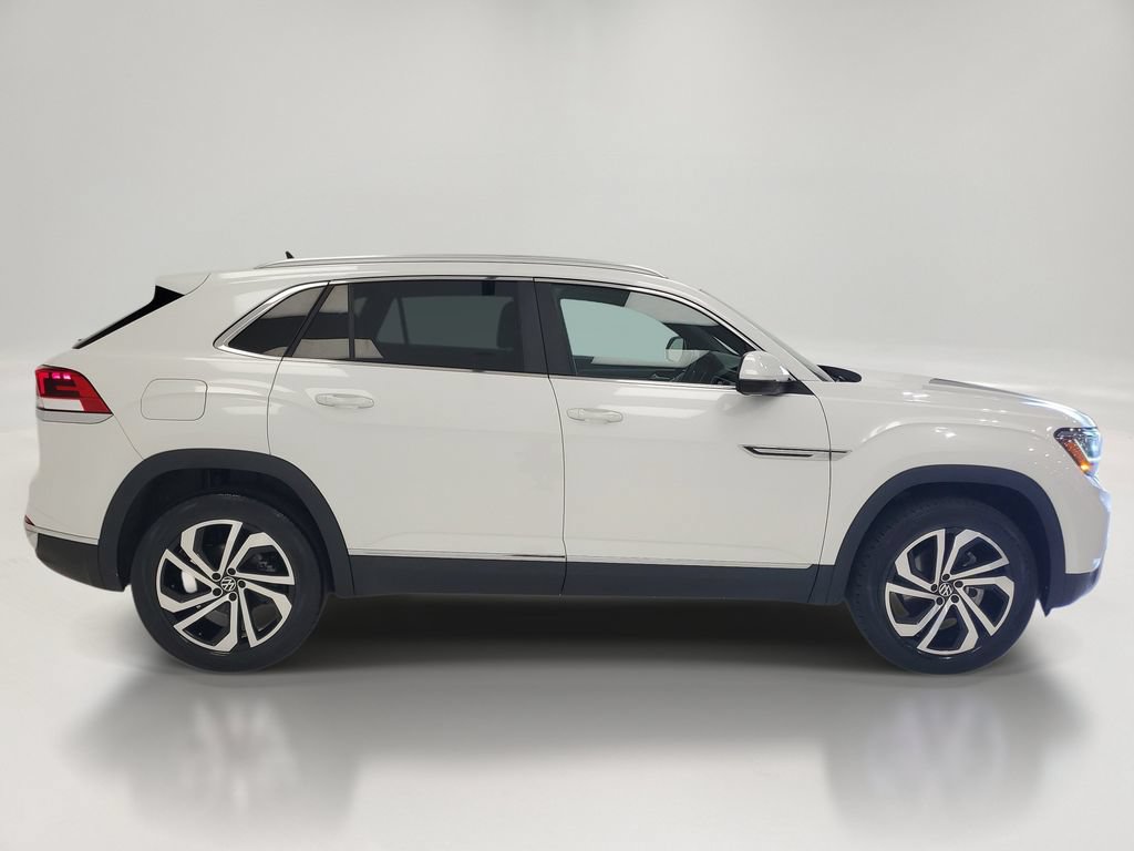 Used 2023 Volkswagen Atlas Cross Sport SEL AWD/4WD image 3