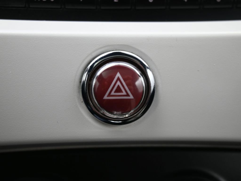 Used 2013 FIAT 500 Gucci image 21